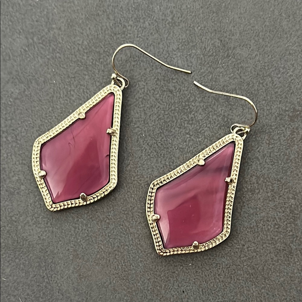 Elegant Magenta Pink Kendra Scott Earrings
